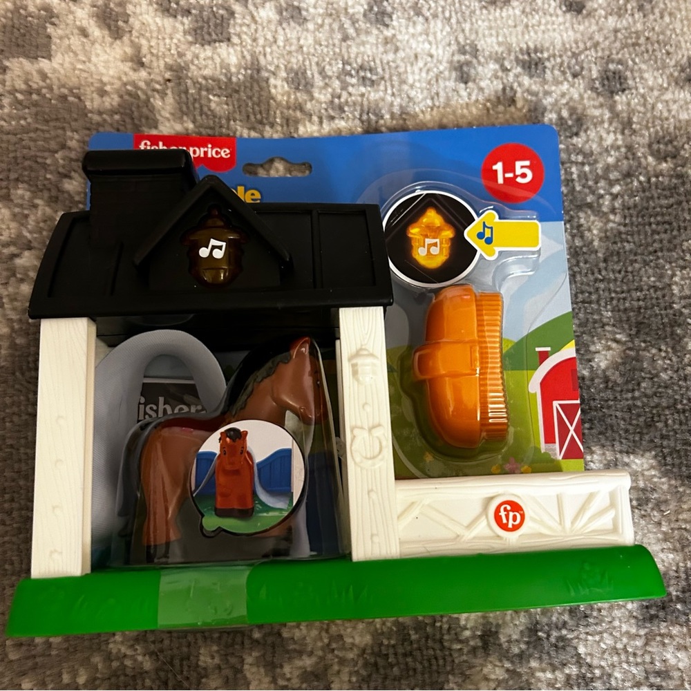 Fisher-Price Little People Horse Stable Playset with Lights and Sounds (NWT)